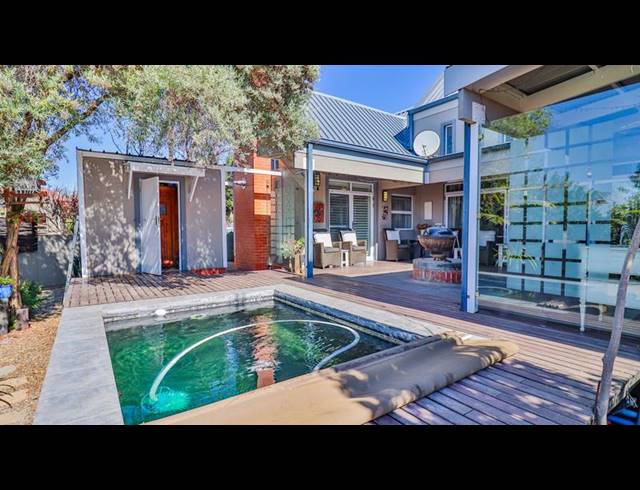 3 BEDROOM HOUSE FOR SALE IN RETIRE AT MIDSTREAM